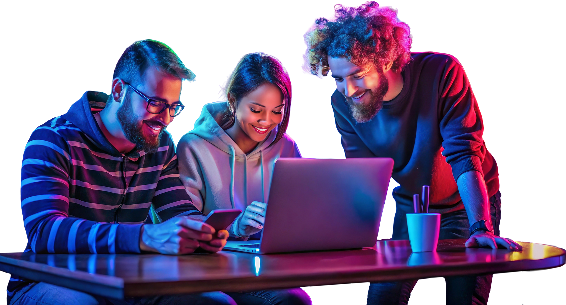 Homem sorrindo com iluminação colorida neon azul e rosa
